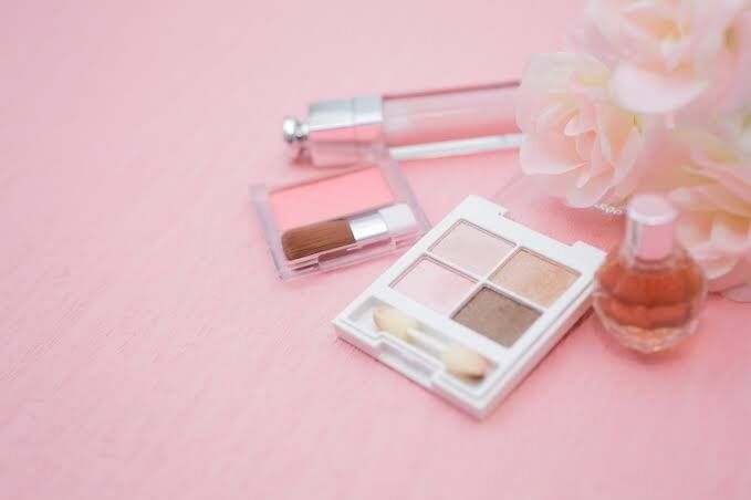 ドラッグストアなどに置いてあるテスター、使いますか？