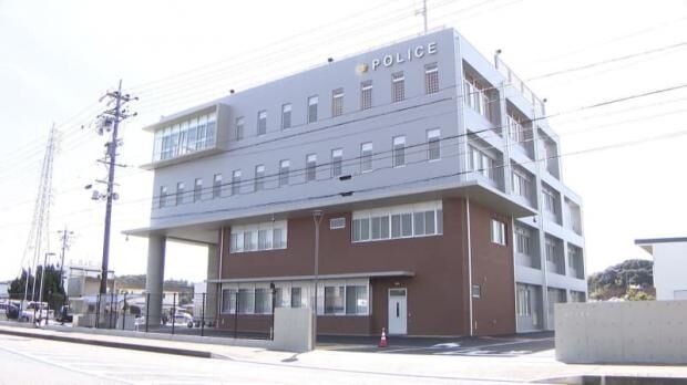 使用済みの生理用品を盗もうと…女子トイレに侵入した42歳男を逮捕　「性的欲求満たすため」と供述　静岡