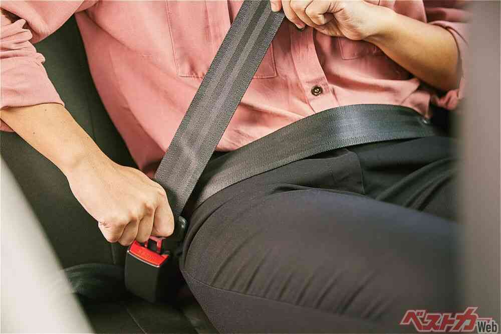 チャイルドシートに座るべき身長が150cmに！　えーだったら小柄な大人も使わなきゃだめ？