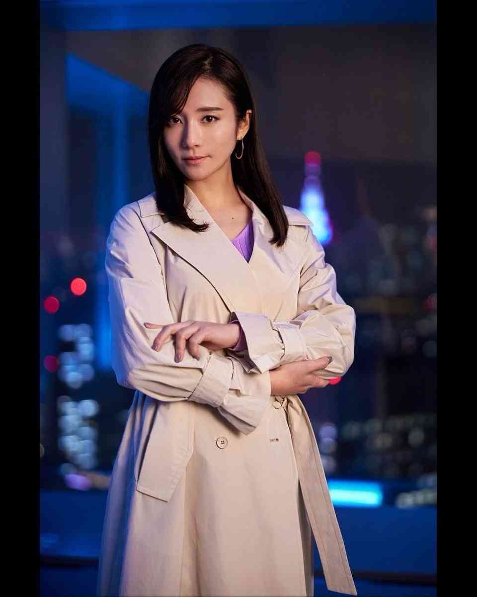 少年マンガ実写化「山崎賢人ばっかり問題」の次は色っぽいお姉さん役女優が少な過ぎ問題か