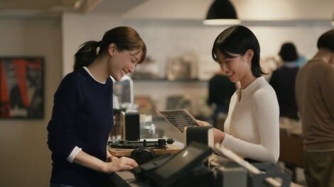 綾瀬はるか&河合優実が初共演 「大人っぽくてかっこいい」「綺麗すぎて直視出来なかった」と印象明かす