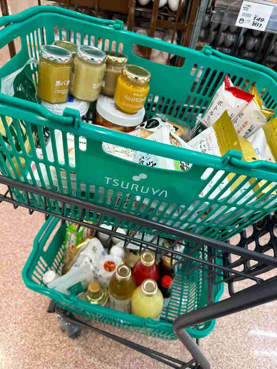 「買いすぎ！将来貧乏になるのが見える」　お母さんが人気スーパーで爆買い→小4息子の“忠告”にほっこり