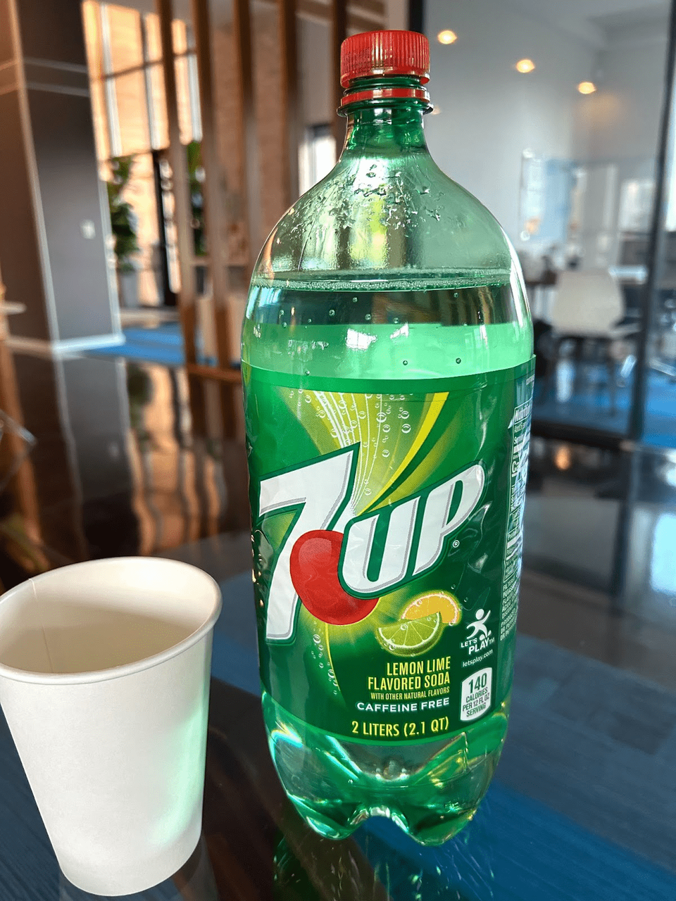 アメリカで同僚に体調不良を訴えた日本人…　「これ飲め」と渡された飲み物が衝撃的だった