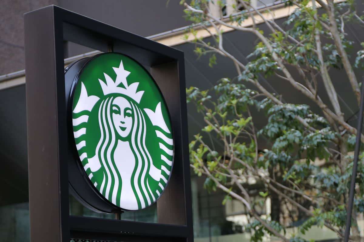 スタバにパスワード式のトイレがあった…番号はレシート記載　「画期的」「コンビニも導入して」SNSで話題