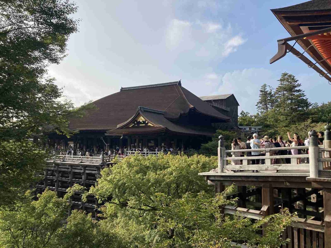 フランス人を傷つける、日本人が言いがちな「褒め言葉」とは。訪日経験者が感じた“閉塞感”の正体