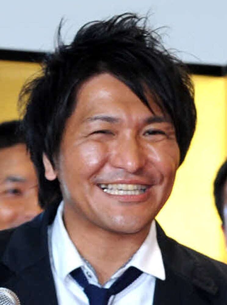 外国人女性から「500円で買ってください」　人気芸人が複雑胸中つづった投稿に注意コメントも