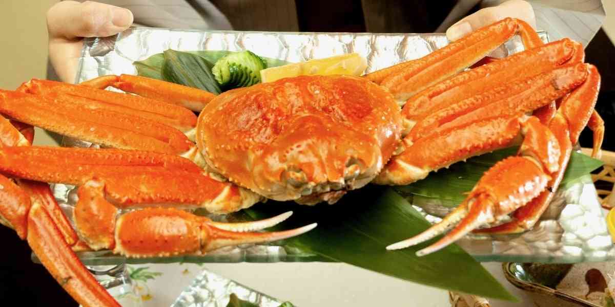 甲殻類アレルギーの嫁に「カニ料理」を食べさせようとする義母…「もはや殺人未遂では」の声も