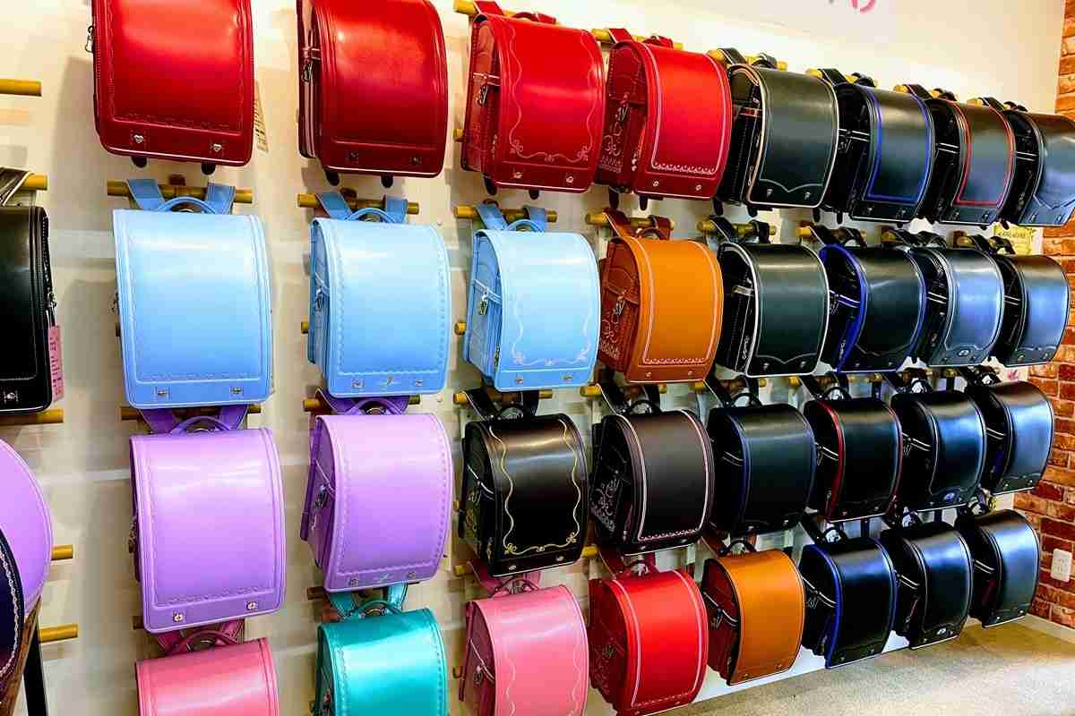 【過熱するラン活の注意点】専門家が警鐘を鳴らす「ランドセル選び」が学校生活に及ぼす影響　「あの子は他の子とは違う」の違和感からイジメにつながる懸念も