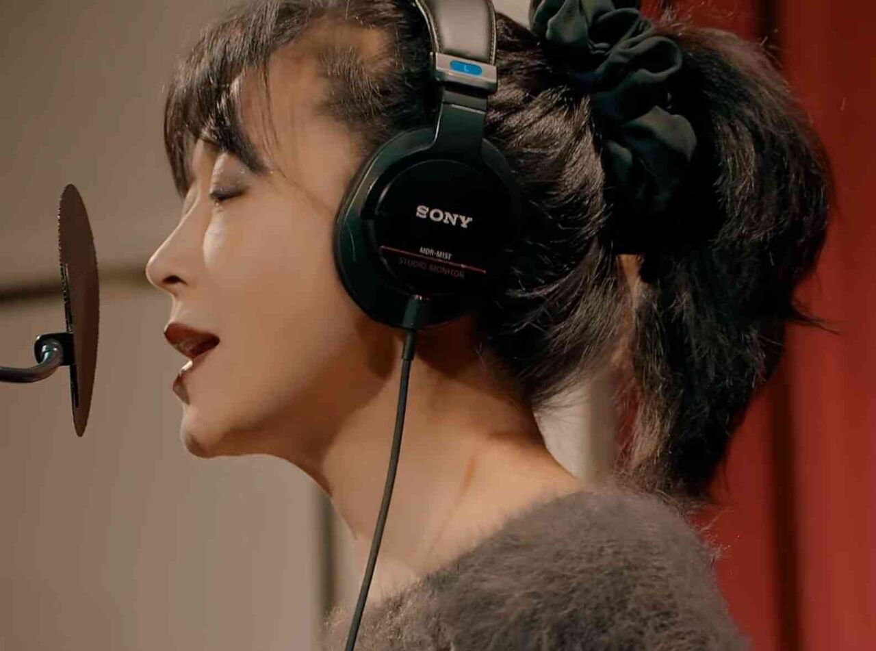 中森明菜　YouTubeで公開された姿にファン歓喜「笑顔ピース可愛すぎ」