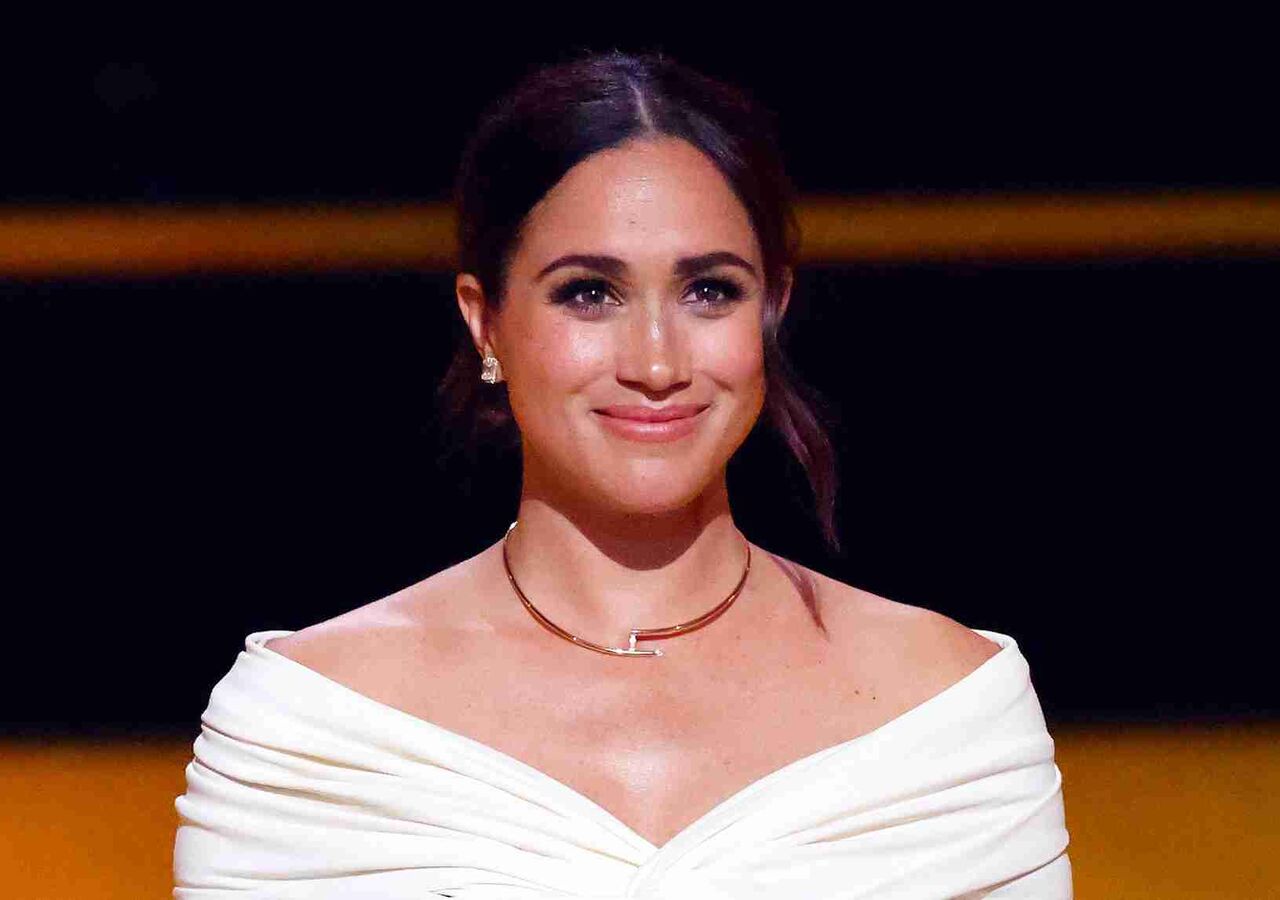 メーガン妃、“可愛い”パリス・ヒルトンが羨ましかったことを告白。「私は“賢い”タイプだったから」