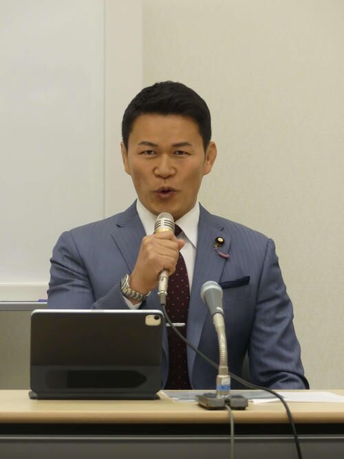 須藤元気参院議員が衆院東京15区補選に出馬表明「地元の江東区に輝きを取り戻したい」