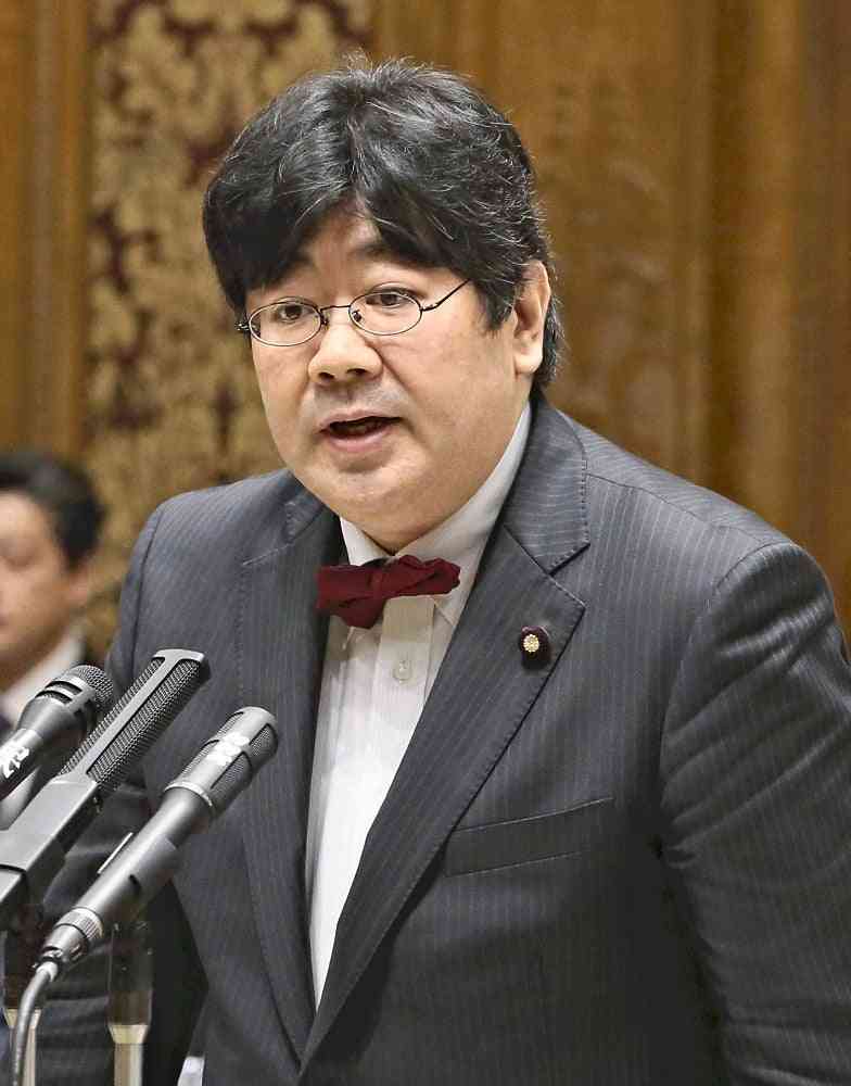 山田太郎政務官、文科相に辞表提出…文春報道受け「妻以外の女性と男女の仲になったのは事実」