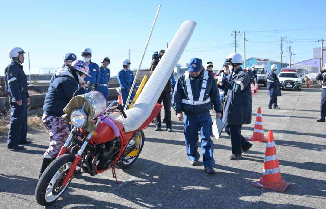 正月のバイク集団走行 「旧車會」一斉取り締まり 茨城・大洗町