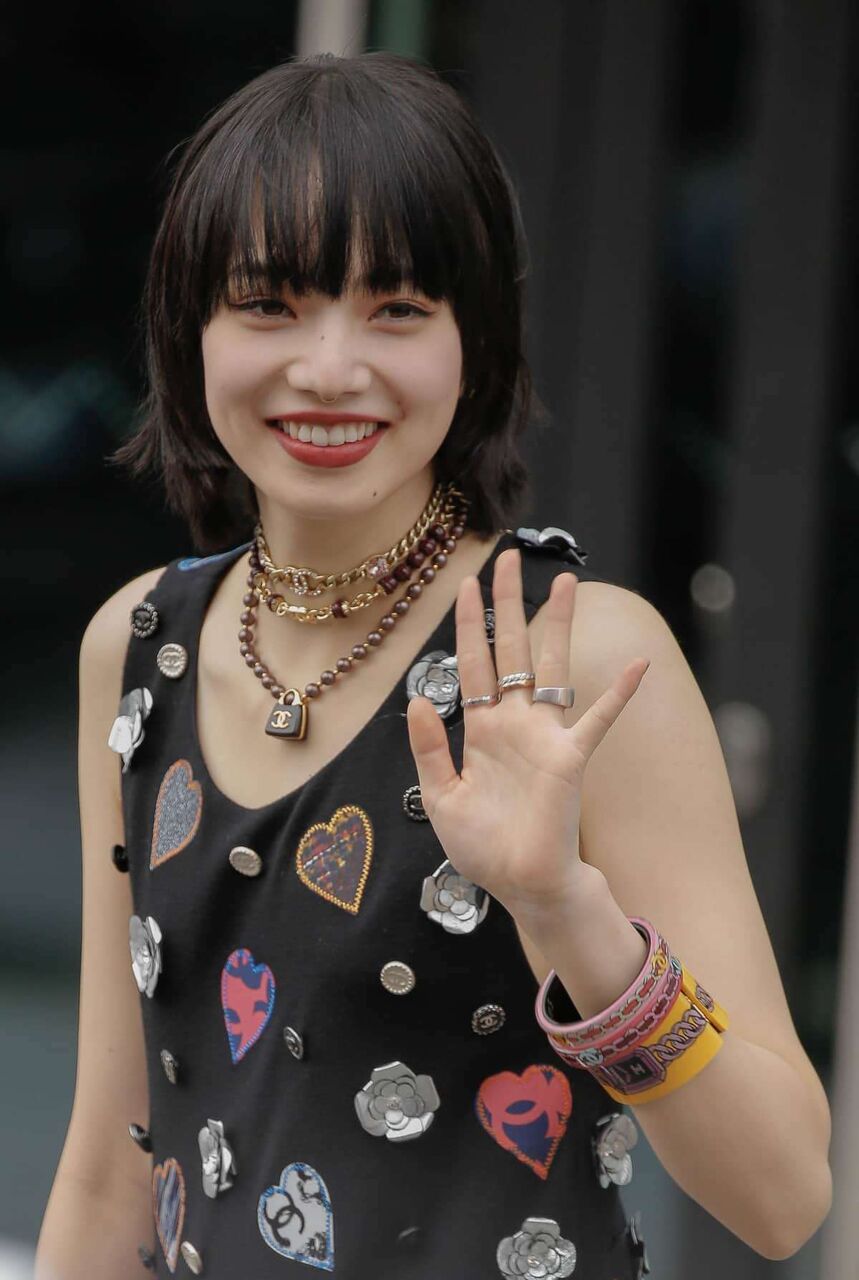 小松菜奈＆菅田将暉の結婚指輪にネット衝撃　「ゴツ！」「イカつい」「オシャレすぎ」