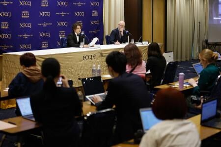 元ジャニーズ「性的行為受けた」　岡本カウアンさん、会見で証言