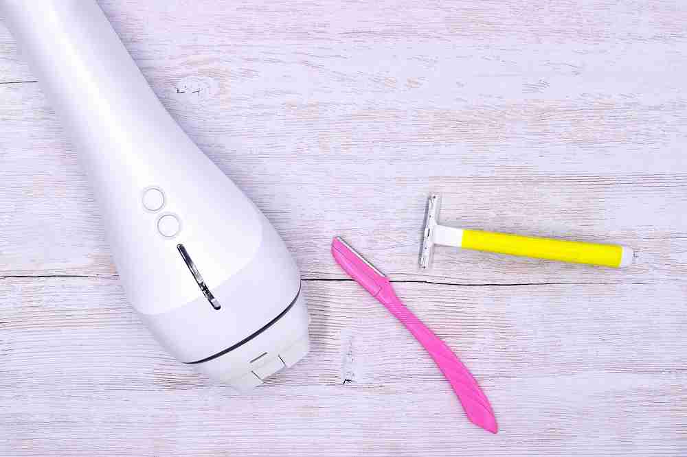 【Vライン】の毛、アメリカでは完全になくすが主流だけど、残すべき？体験者3人が語る、VIO脱毛を始める時の注意点。