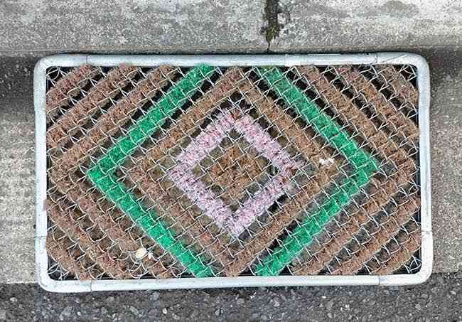 古い記憶の片隅にある実家にあった物