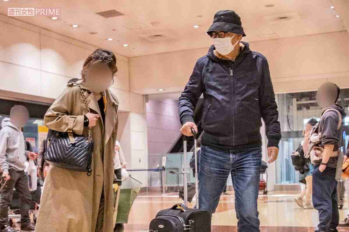 岸部一徳、妻と10年別居の傍らで「修三さん」呼びする40代美女との“鹿児島ふたり旅”をキャッチ！交際否定から2度目の直撃に「仕方ないじゃん」