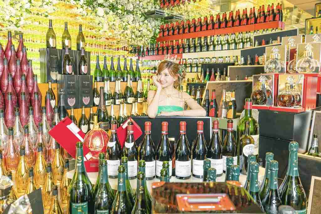 北新地No.1キャバ嬢ひめか、引退イベ3日間で売上5億 年間は10億突破「正直辛かった」プレッシャー吐露