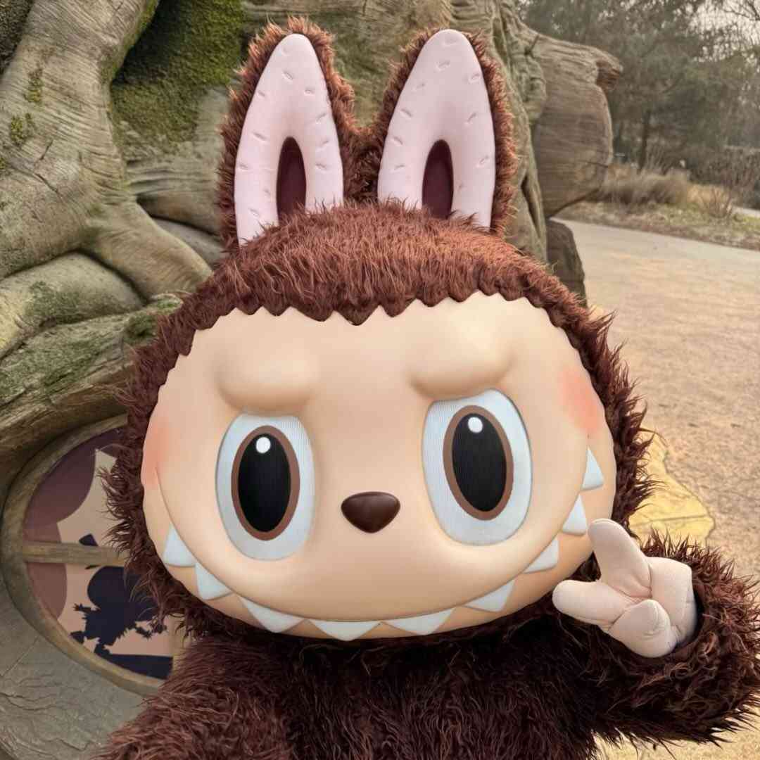 ラブブ、映画化　「パティントン」シリーズ監督が手がける　中国発キャラクターで世界的大ヒット