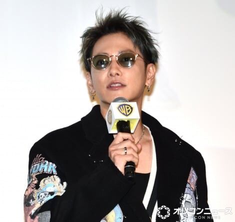 佐藤健、“独身イジリ”に苦笑 結婚に意欲「(既婚者の)仲間に入れるように…」