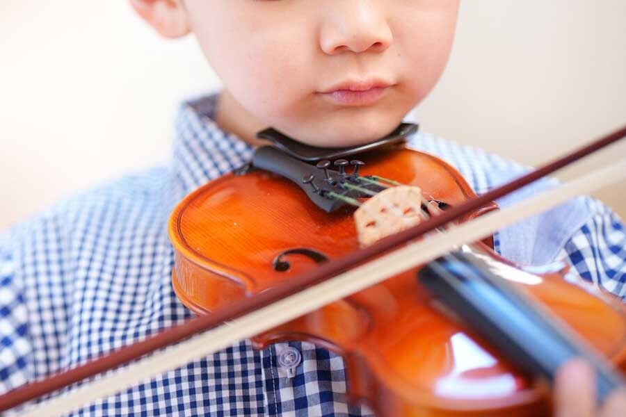 小学2年生のレッスン希望を「お断り」、バイオリン講師が悩んだ末の決断　「お母さんの気持ちもわかるけど」…共感を集める理由とは？