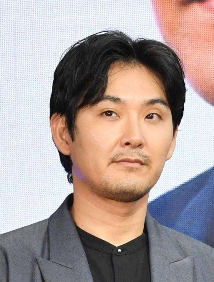 松田龍平「再婚して3歳の息子がいます」　16歳の娘には「気概が足りなかった。苦労かけた」6歳で俳優の父を失い、自身は25歳で父に