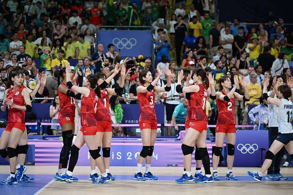 バレーボール女子の「タイト」なユニめぐりXで議論噴出　「女子にだけ露出度が高くてピチピチのユニフォーム着させてるのおかしい」