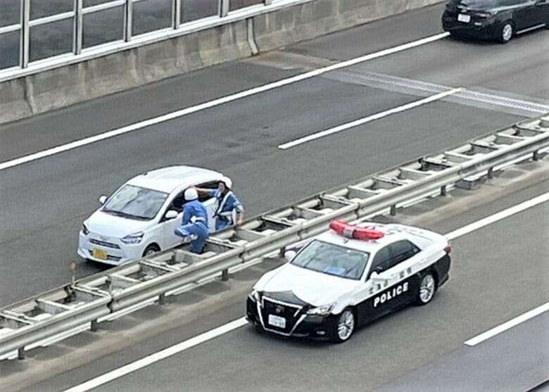 【恐怖】高速道路逆走の80代男性「わからない」と返答…『合流車線から急に右に転回』した事が判明するも今回は”故意”ではないとして逆走行為の責任は問われず