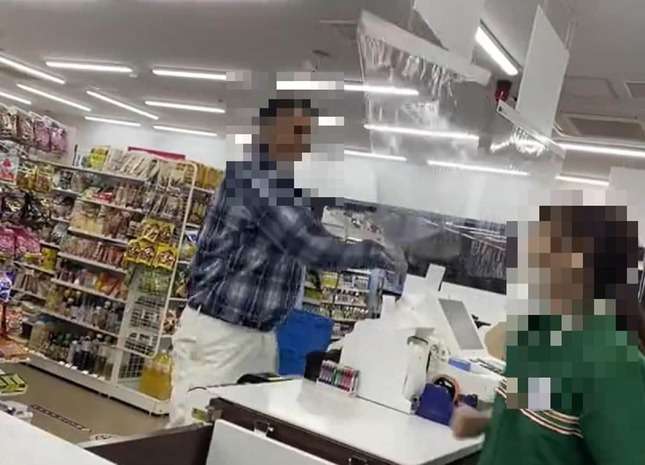 コンビニ年齢確認に「バカなルール」「大嫌い日本」　ブチギレ客に騒然...セブン運営は「一方的な言動と推察」
