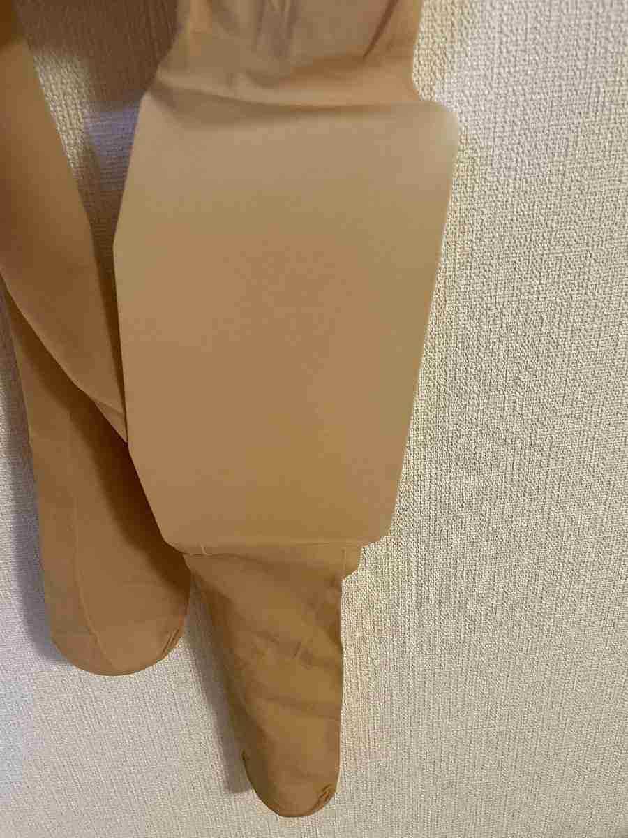 タイツに入っている台紙「そろそろおやめにしませんか」　取り出す際に伝線　女性の切実な悩みに共感の声