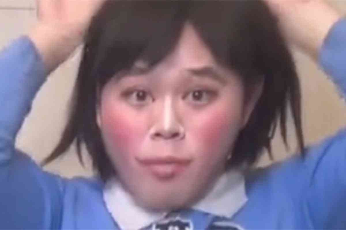「大人として終わってる」モノマネYouTuberが10歳のジュニアを“誇張”モノマネ…「やめてやれよ」と批判殺到