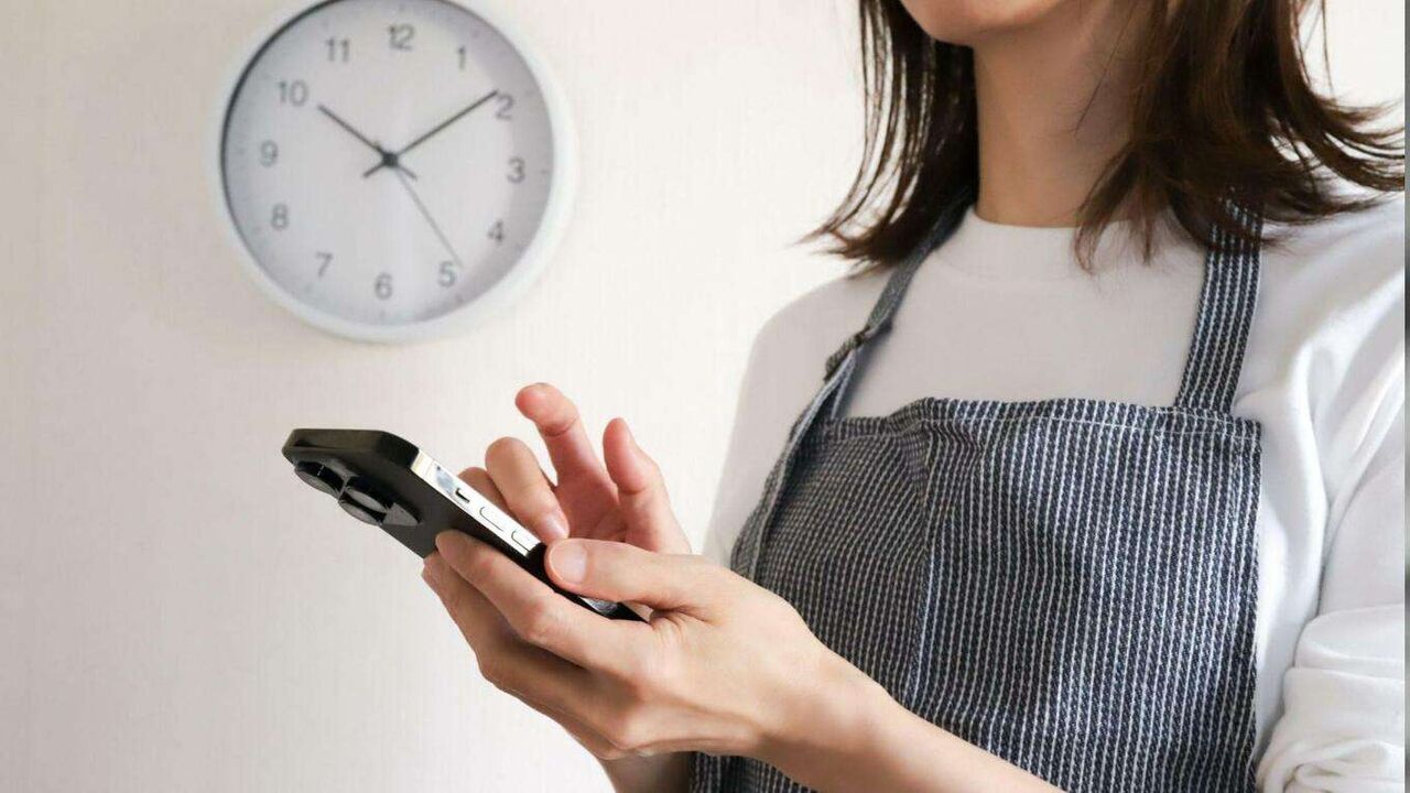 「つながらない権利」ついに明文化へ　休日の連絡は"無視"でOK　労働基準法40年ぶり大改正へ