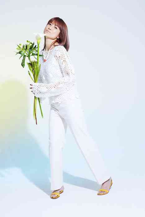 hitomiさん（47歳）結婚3度目、4児の母でも「ママ友はいなくていい」と語る理由