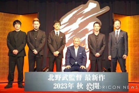 北野武監督最新作『首』2023年秋公開 羽柴秀吉役にビートたけし&明智光秀役に西島秀俊