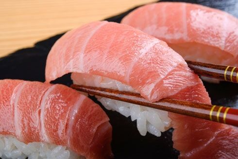 「ある年齢になってから食べられなくなった物教えて」→「あぶらものが」「アレルギーで……」　SNSが多様な食事情で盛り上がる