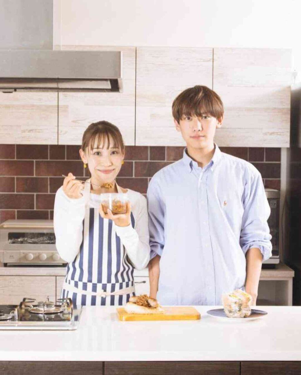 みきママ、東大進学の“イケメン”長男を顔出し！実弟の小山慶一郎に「そっくり」「きっとモテる」の声