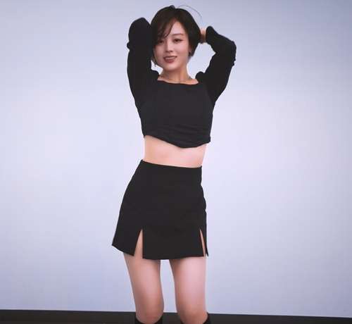 伊原六花“踊ってみた”新作に「スタイル良すぎる…」「カッコいい」の声