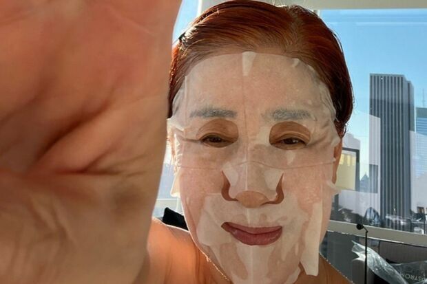 松居一代、“上裸画像”をブログに誤爆→削除の大騒動「緊急事態で担当者様から連絡」衝撃展開の結末