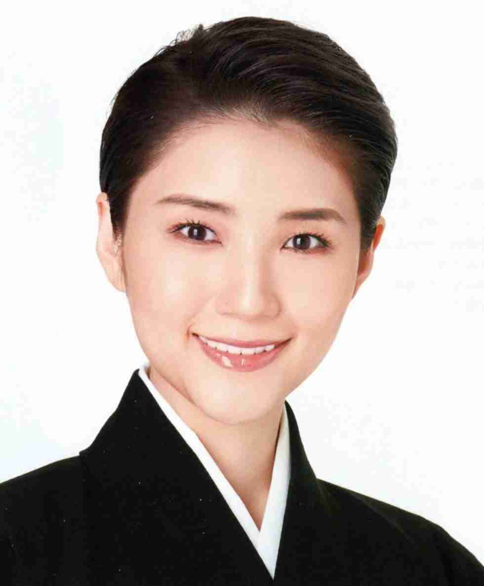宝塚歌劇、宙組トップ芹香斗亜さん退団へ　団員死亡の組、昨年のお披露目公演は中止