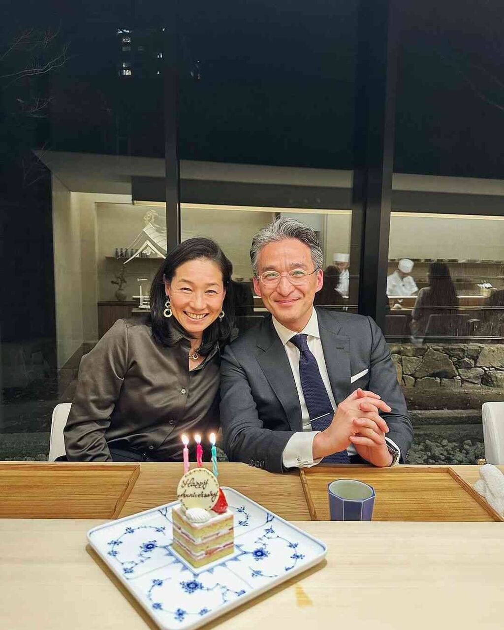 伊達公子さん、イケメン夫と結婚記念日ショット「素敵な2人」「お似合いです」と祝福の声