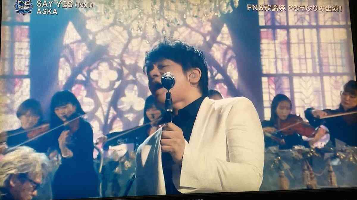 ASKA、28年ぶり『FNS歌謡祭』出演で大トリ　「歌唱力声量おばけ」「唯一無二」の反響