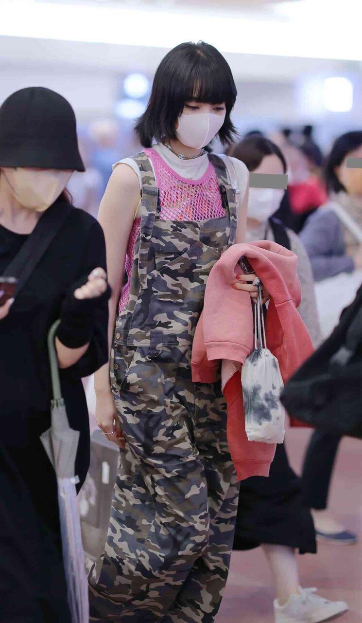 菅田将暉との電撃結婚から1年半…小松菜奈「演技派」若夫婦が抱く「意外なキャリアプラン」の中身