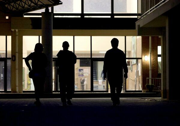 京都の小学生不明で学校が保護者説明会　「当日対応に不手際」と陳謝