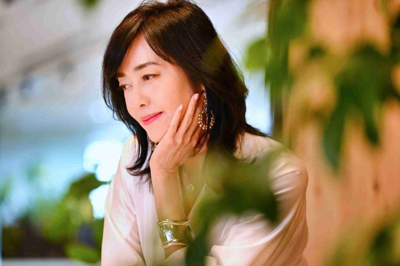 私は昭和のアイドルでよかったのかも――早見優が50代を迎えて振り返る、超多忙だった10代の日々