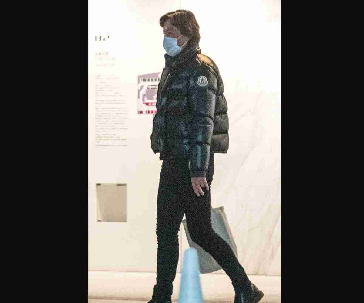 豊川悦司　“これで還暦!?”モンクレールで8頭身スリムボディを披露、威張らない誠実な人格者