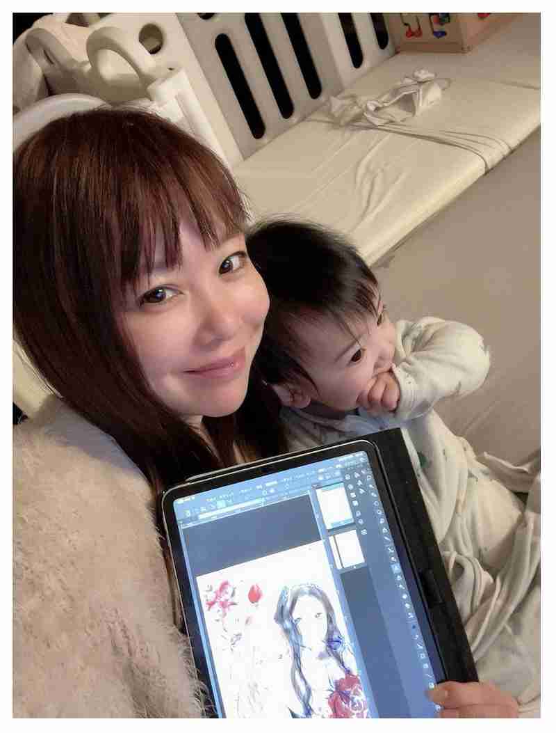 高齢出産の元グラドル、初の高熱発した0歳息子が50軒以上の“受け入れお断り”　数時間待機で「ここまで取れないのか」「HELL東京」