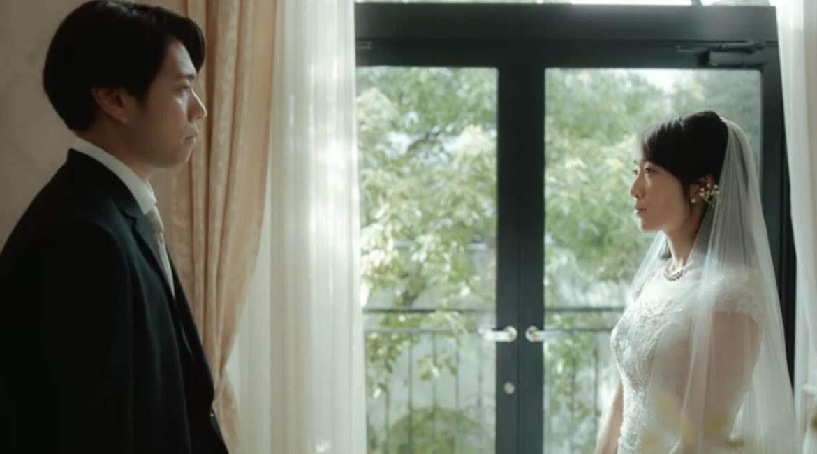 「本当にきつい」「親近感持たせるべきじゃない」アコム新CM“借金して妹の結婚式へ”に集まる違和感