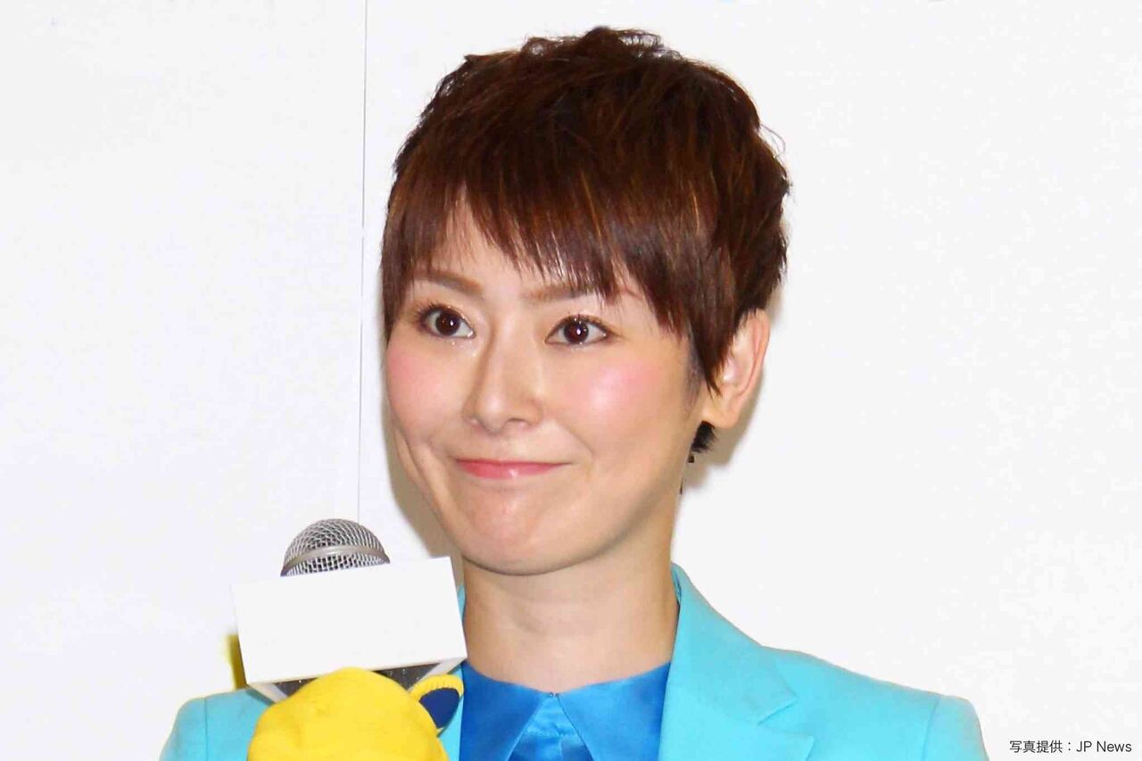 遠野なぎこ、年下新恋人との「幸せオーラすごい」写真を公開　「1人でとろけてますな」