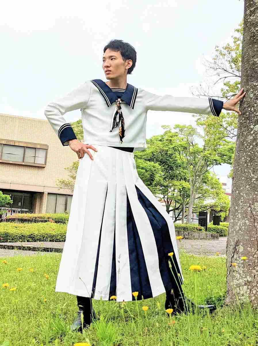 「なぜ男子はスカートを選べないのか」　“男子でも着やすいセーラー服”が注目集める　制作者が込めた思いとは